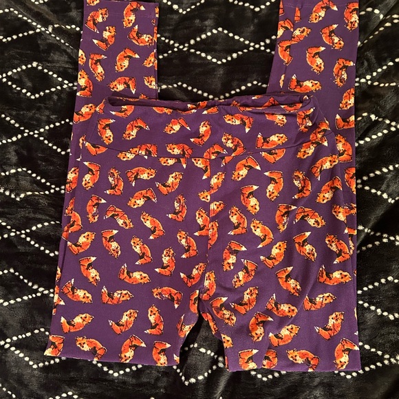 Lula Roe 2/25 - Picture 6 of 7